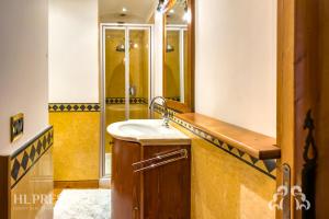 Ένα μπάνιο στο Suite Villa Francesca +24 φωτογραφίες