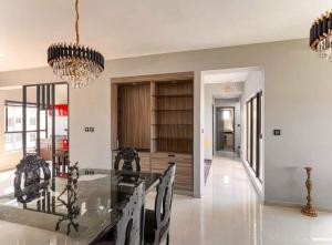 Χώρος καθιστικού στο Luxury Penthouse with Panoramic 180 degrees Views