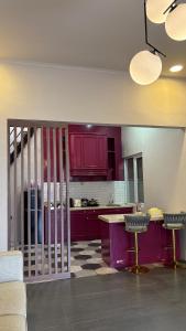 Η κουζίνα ή μικρή κουζίνα στο ADS House Padalarang - Guesthouse Aesthetic