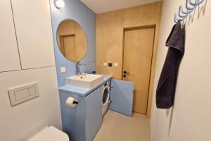 Ένα μπάνιο στο Super apartmán +9 φωτογραφίες