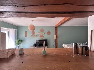 Φωτογραφία από το άλμπουμ του Charmante maison à Pourrain σε Pourrain