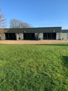 El edificio en el que está el departamento