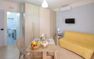 Khu vực ghế ngồi tại Amazing Home In Cirella With Wifi