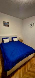 Ένα ή περισσότερα κρεβάτια σε δωμάτιο στο SmartStar