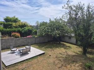 Κήπος έξω από το La maison d'Agnes