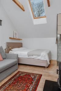 Ένα ή περισσότερα κρεβάτια σε δωμάτιο στο Haapsalu home by the sea