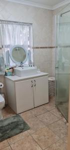 Ένα μπάνιο στο Waybury Cottage - a cozy home from home ! +50 φωτογραφίες