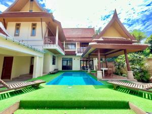 Hồ bơi trong/gần 4 Bed Songthai - 5