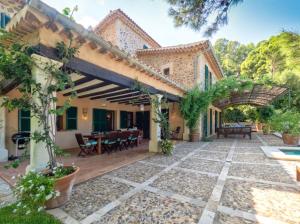 Κήπος έξω από το Sa Cala