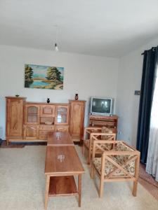 Et tv og/eller underholdning på Leona Luka