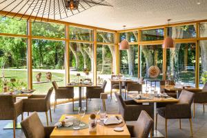 Εστιατόριο ή άλλο μέρος για φαγητό στο Château De Massillan