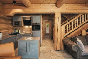 Kuchyň nebo kuchyňský kout v ubytování Summit Lodges