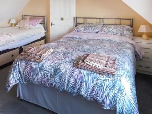 Voodi või voodid majutusasutuse Fox's Lair Farmhouse toas +13 fotot