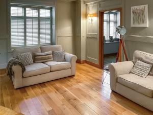 Un lugar para sentarse en Church Barn