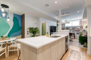 Kuchyň nebo kuchyňský kout v ubytování Santuario Kensington - Inner City Escape