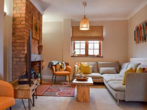 Khu vực ghế ngồi tại Queens Manor