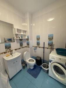 Ένα μπάνιο στο Neue Wohnung +1 φωτογραφίες