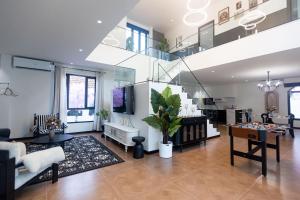 Una cocina o cocineta en 6 Bed Arcadia - 7