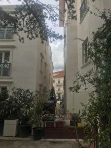 Το κτήριο όπου στεγάζεται  η βίλα