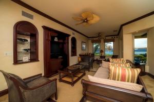 Et opholdsområde på Marbella 1E 3 bdr Ocean View in Los Suenos