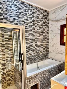 Ένα μπάνιο στο Residence Nicole