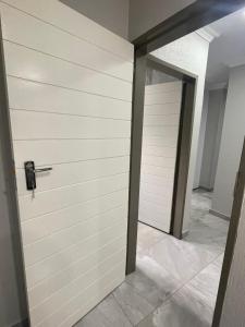 Ένα μπάνιο στο Omega 8 +8 φωτογραφίες