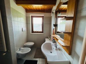 Ένα μπάνιο στο Albaredo Wood Terasse +5 φωτογραφίες