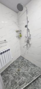 Koupelna v ubytování Guest house near Registan