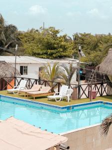 Bazén v ubytování Margarita's Beach Club nebo v jeho okolí