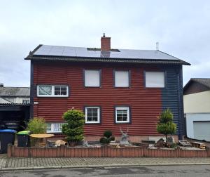 Το κτήριο όπου στεγάζεται  το διαμέρισμα