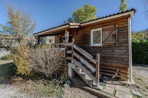 Το κτήριο όπου στεγάζεται  το σαλέ +7 φωτογραφίες