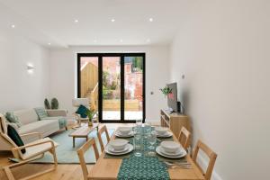 Istumisnurk majutusasutuses Spacious 3bd l Family Home