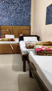 Gallery image of Hotal Satyam Shree in Jāmb