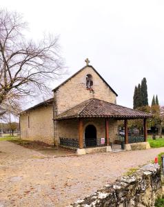 Budova, kde se prázdninový dům nachází