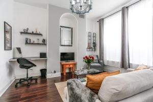 Μια τηλεόραση ή/και κέντρο ψυχαγωγίας στο Rialto luxury apartments Bath !