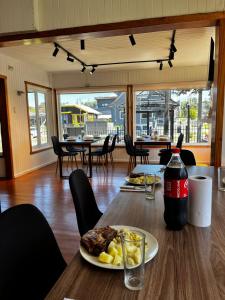 Toit külalistemaja aladel või selle läheduses