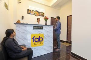 Majutusasutuse FabHotel Avondale - Sitapura külastajad