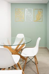 Фотография из галереи Apartameno nuevo con hydro, sauna y zona BBQ в Баньосе