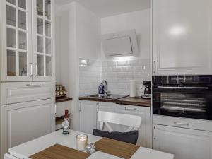 Η κουζίνα ή μικρή κουζίνα στο Objekt-Nr 240 - Hafen - Kurgartenstraße