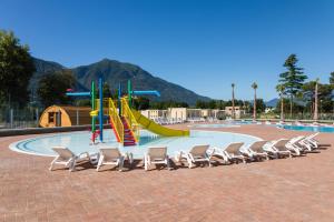 La alberca dentro o cerca de Hotel Village Campofelice