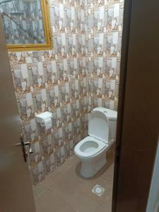 Un baño de Furnished 3-room apartment for rent in Ouagadougou BF