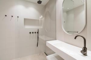 Et badeværelse på Kaapsduun 02 + 15 billeder