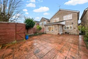 El edificio en el que está la casa de vacaciones