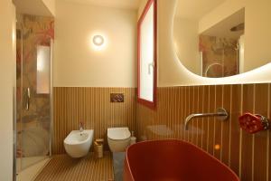 Ένα μπάνιο στο Saint Claude +25 φωτογραφίες