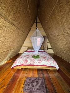 Ένα ή περισσότερα κρεβάτια σε δωμάτιο στο Sea PoeTree +6 φωτογραφίες