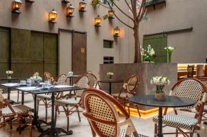 Χώρος καθιστικού στο NH Boulevard del Río Cali +41 φωτογραφίες