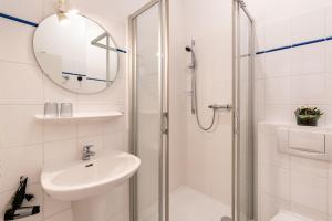 Et badeværelse på Schloss Hohenzollern - Wohnung 15