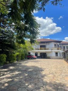 Το κτήριο όπου στεγάζεται  το πανδοχείο