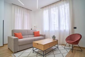 Χώρος καθιστικού στο Eschilo - Cairoli Apartments