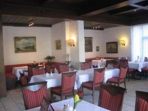 Εστιατόριο ή άλλο μέρος για φαγητό στο HAK Hotel am Klostersee
